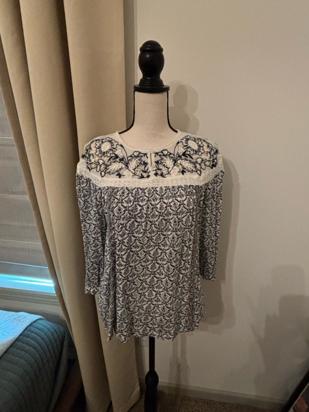 Sundance White & Navy Embroidered Yoke Tunic